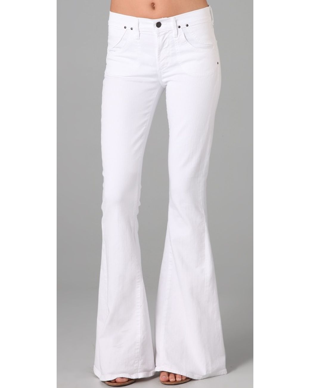 Citizens of Humanity Angie Super Flare Jeans in White | Lyst