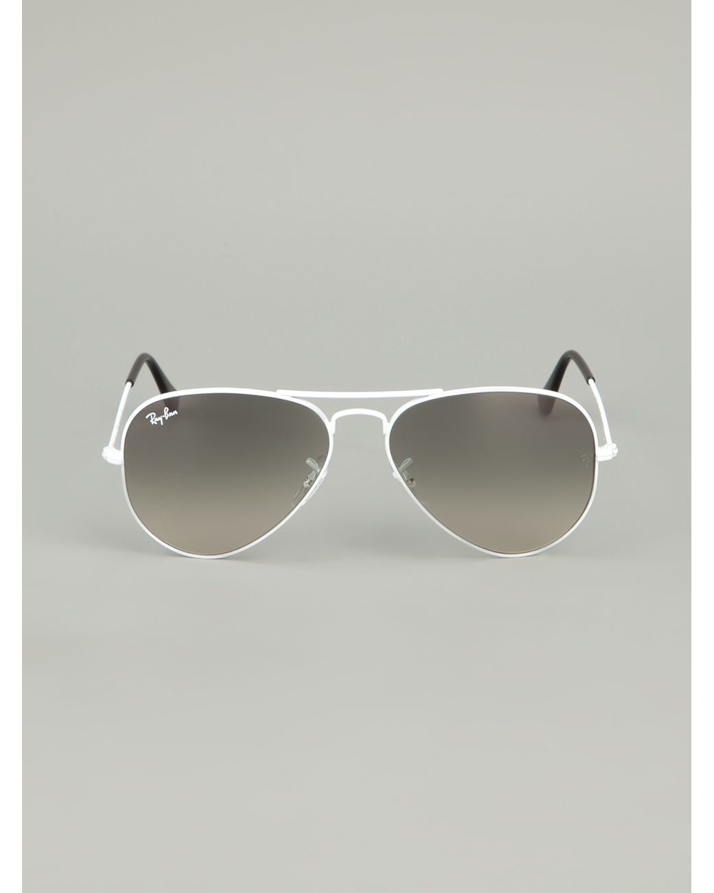 Arriba 89+ imagen ray ban with white frame