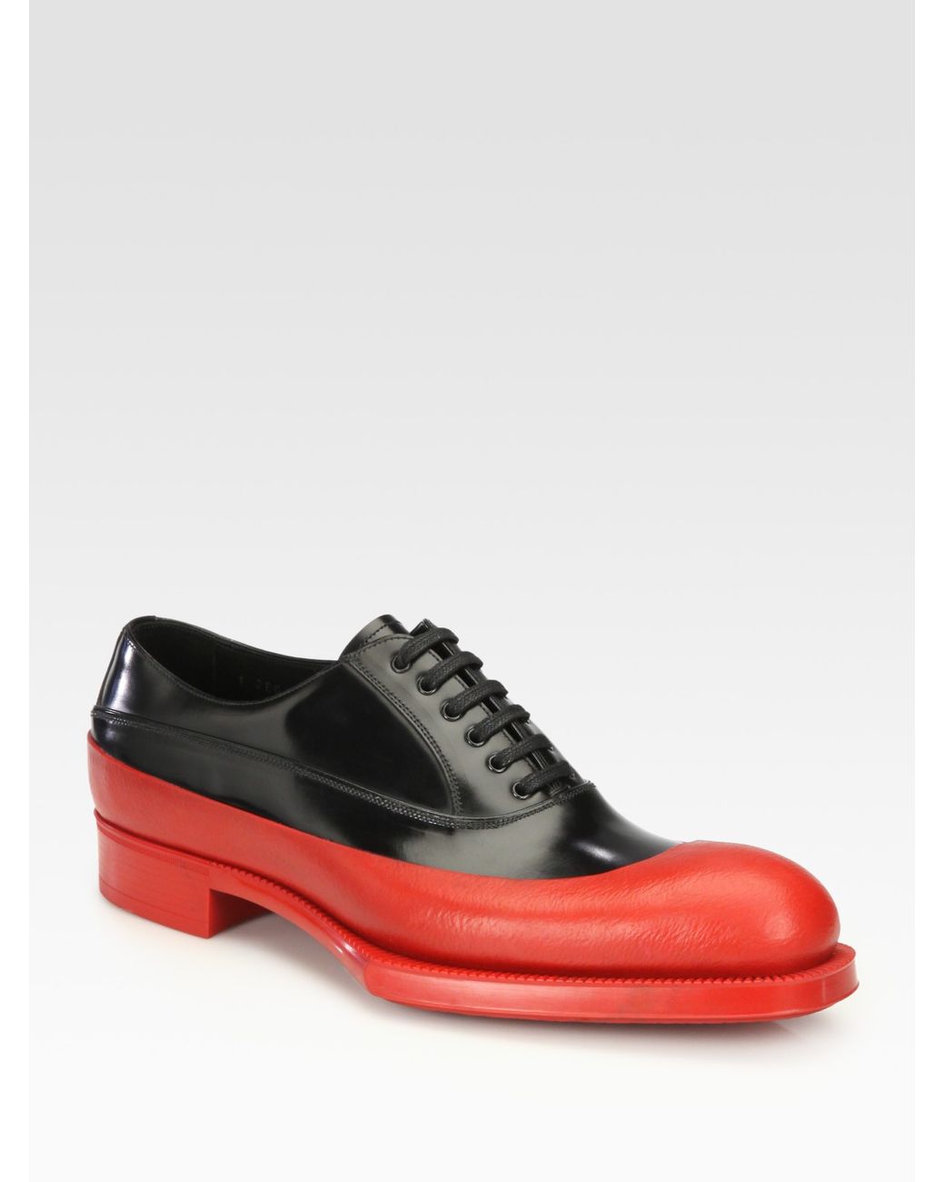 Two tone black/red oxford lace up shoes, bottom dipped in red sole