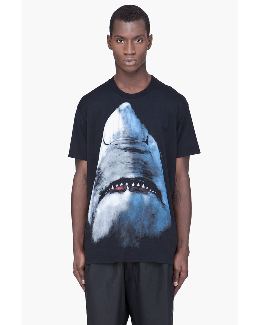 Black shark t shirt sales