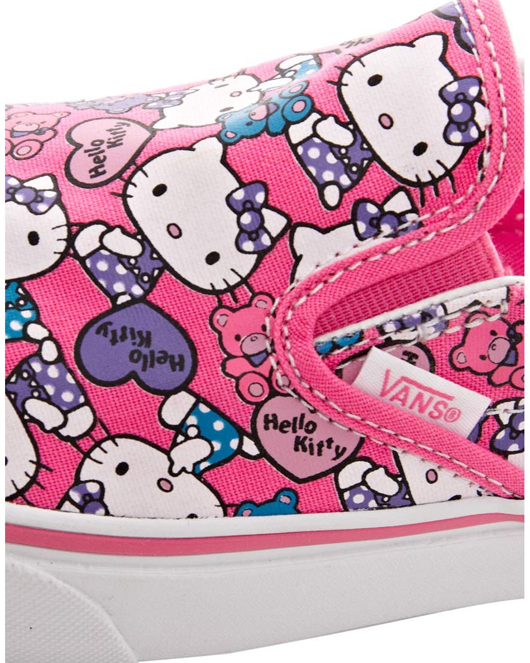 Vans Hello Kitty Slip On Plimsolls in Pink | Lyst