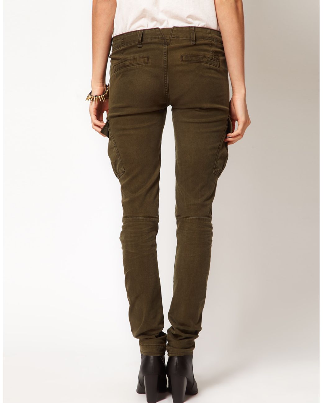 Buy GStar RAW Beige Rovic Zip 3D Straight Fit Cargo Pants for Men Online   Tata CLiQ Luxury