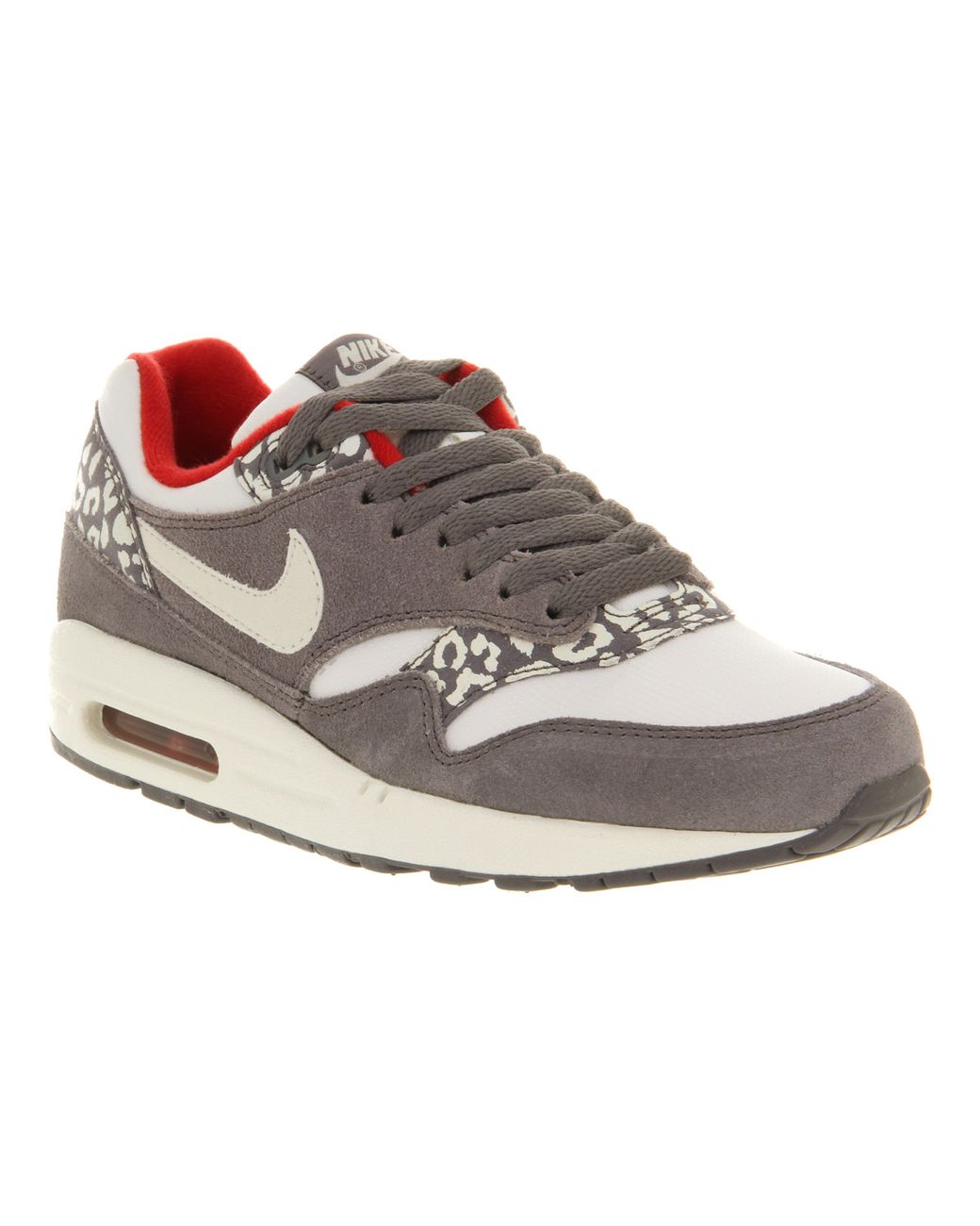 nike snow leopard trainers