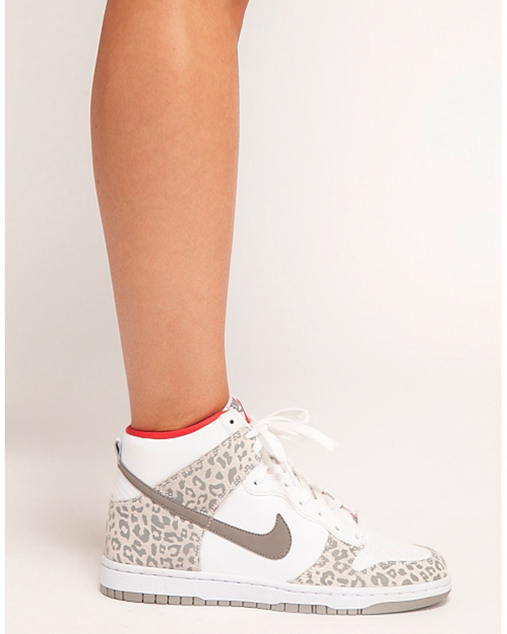 Schepsel Ramen wassen Ontwaken Nike Dunk Grey Leopard High Top Trainers | Lyst