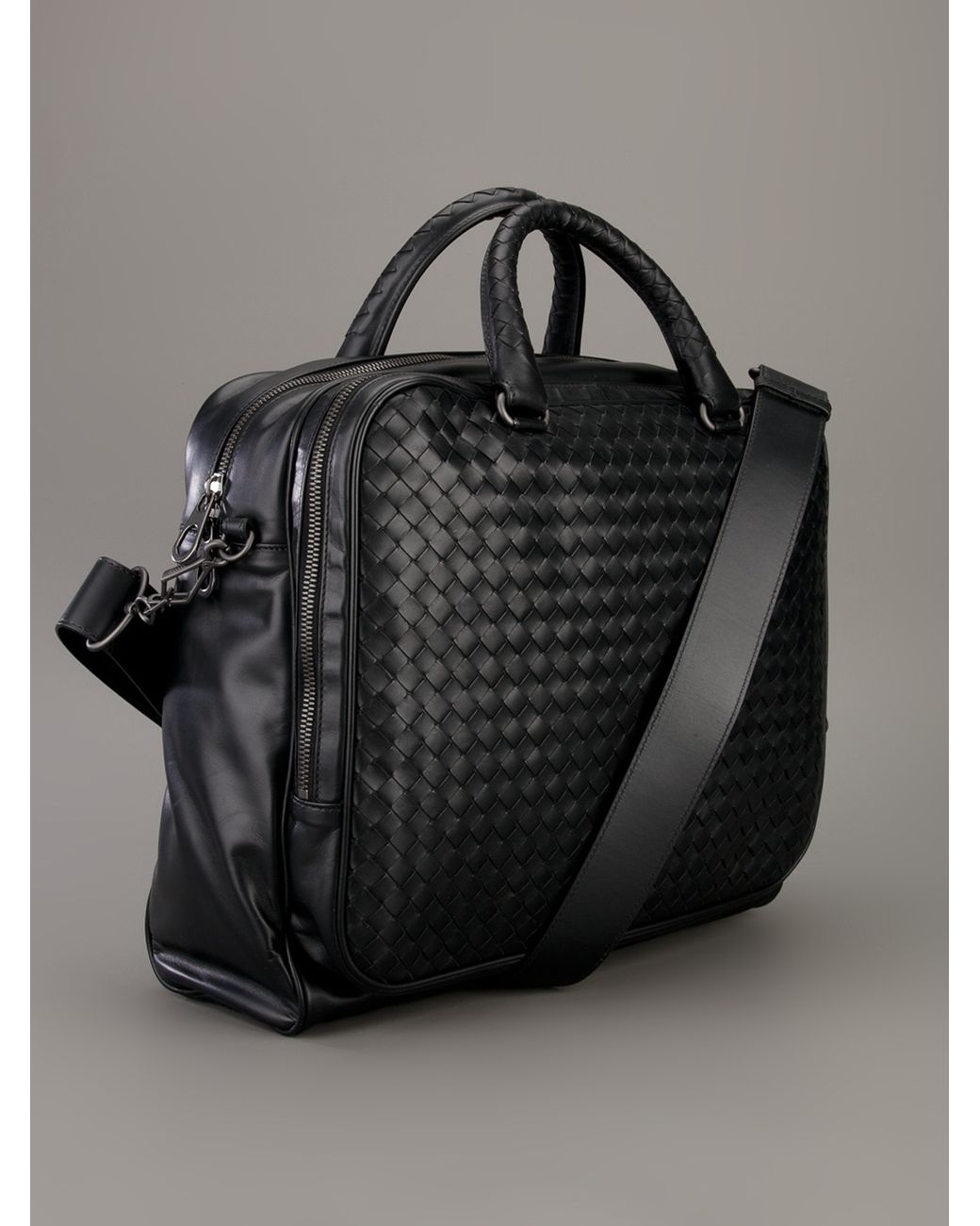 Bottega Veneta Leather Woven Document Case in Black for Men Save 9% Mens Bags Pouches and wristlets 