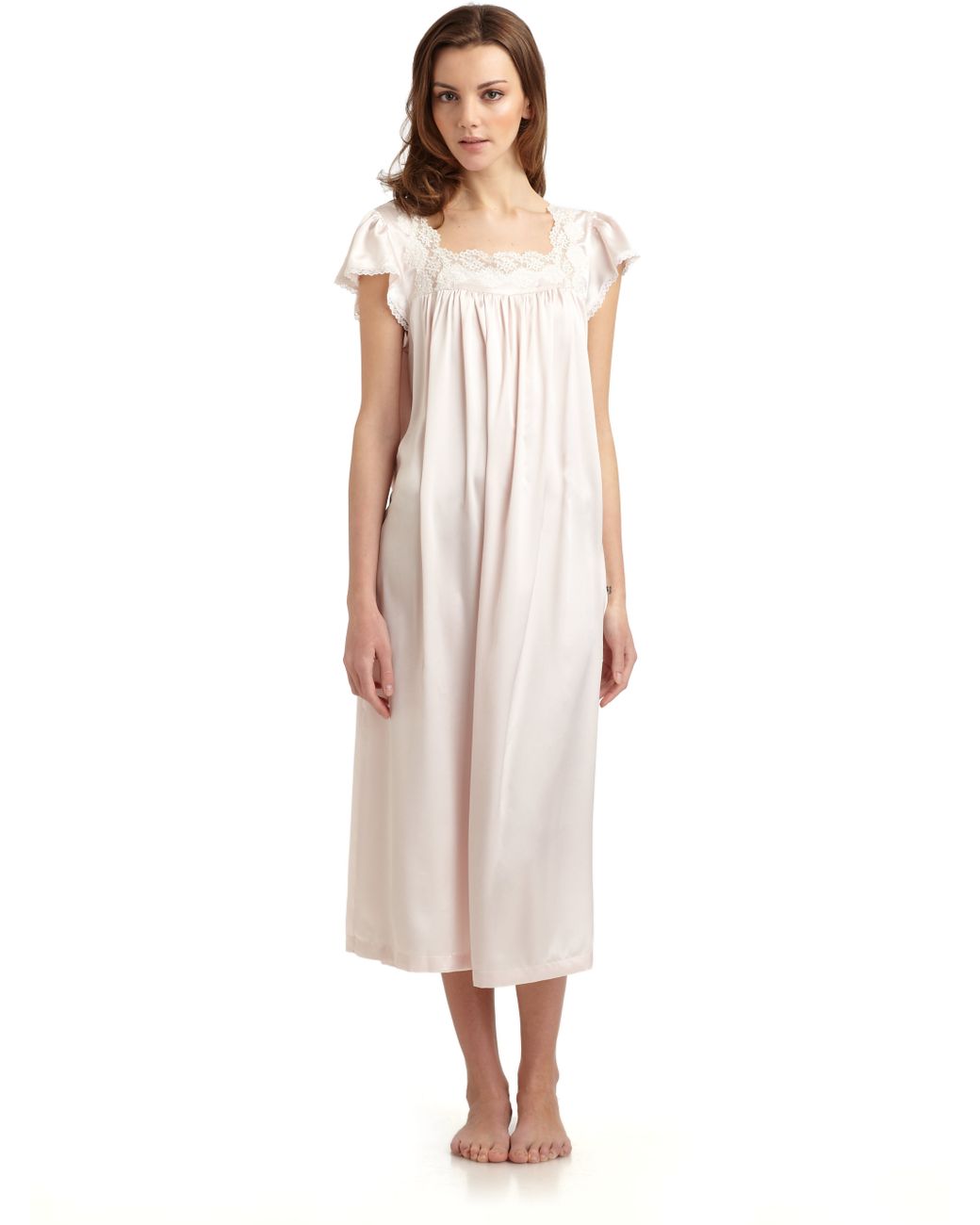 oscar de la renta nightwear