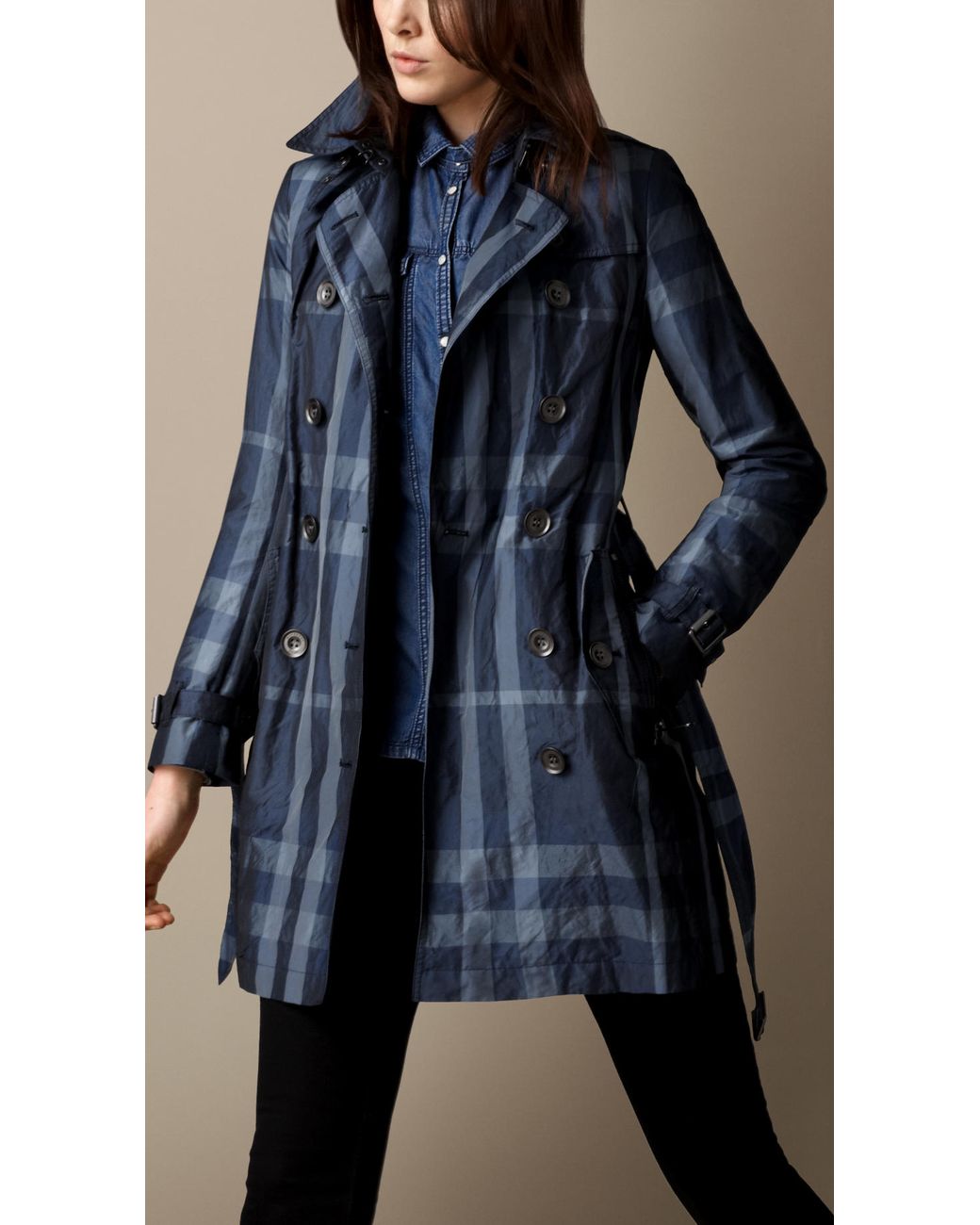 Burberry Short Metallic Check Trench Coat in Blue | Lyst