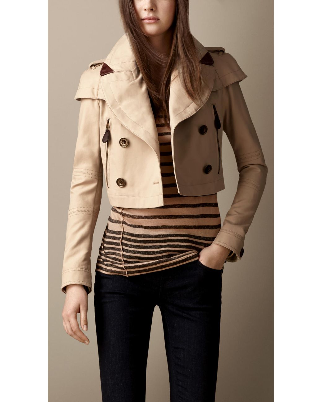 Burberry Cropped Cotton Trench Jacket in Natural | Lyst