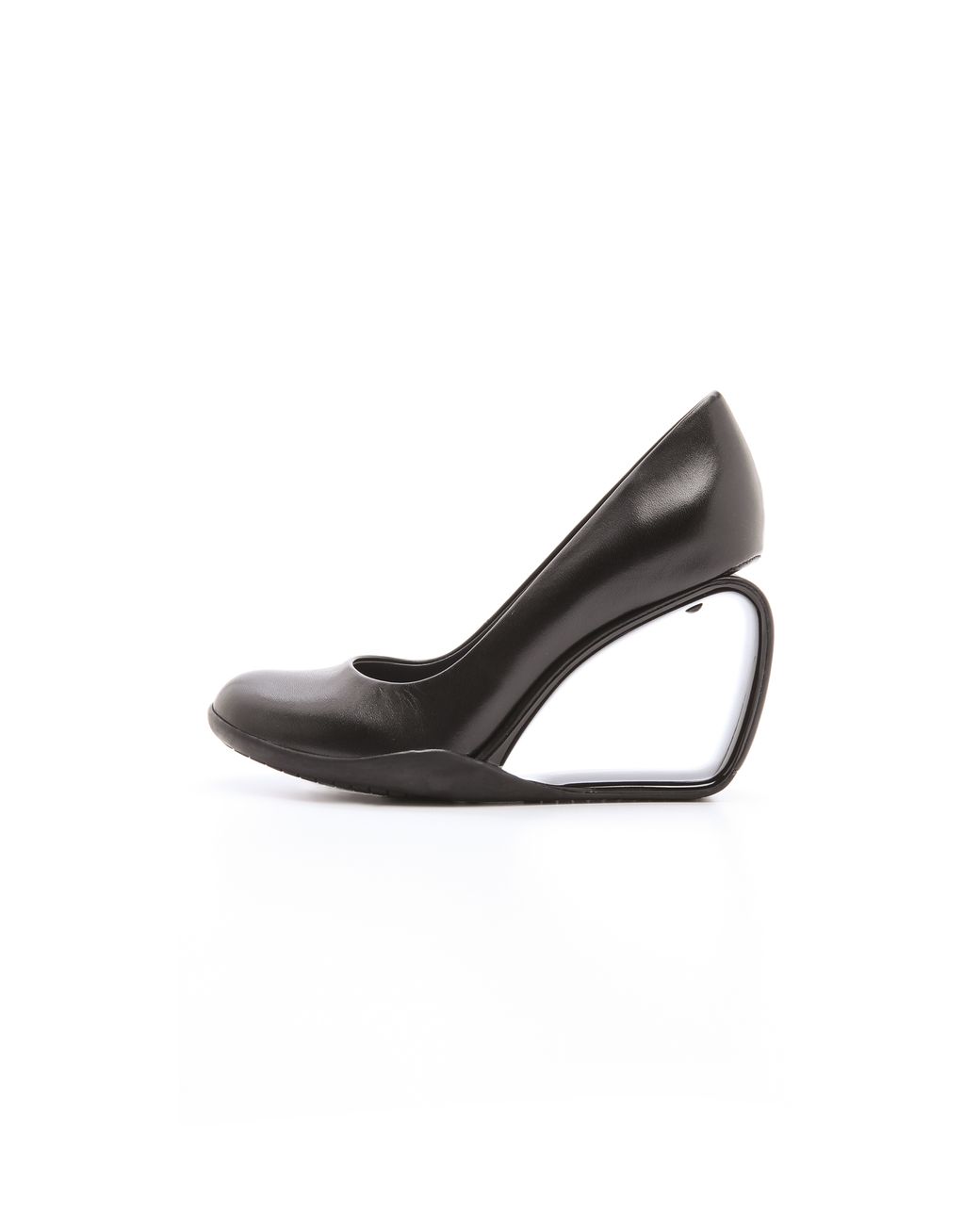United Nude Step Mobius Wedge Pumps in Black | Lyst