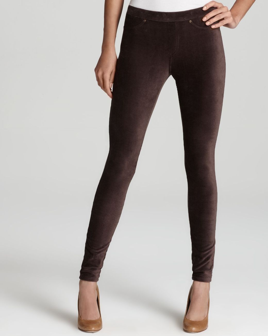 Pensativo Picotear sensación Hue Corduroy Leggings in Brown | Lyst