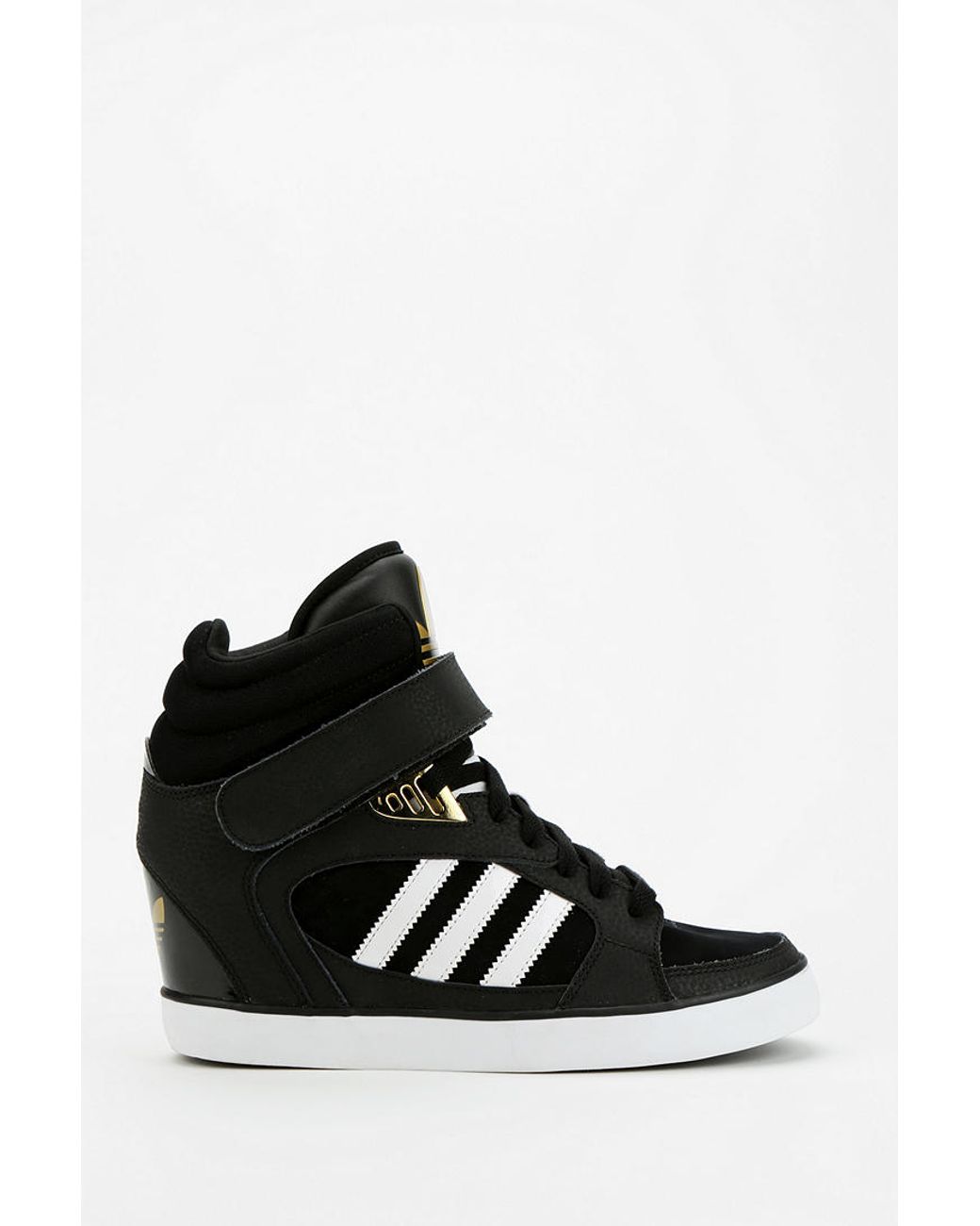 Urban Outfitters Adidas Amberlight Hidden Wedge Hightop Sneaker in Black |  Lyst