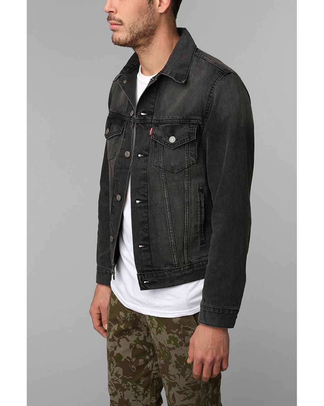 Urban Outfitters Levis Washed Black Denim Trucker Jacket in Blue for Men |  Lyst