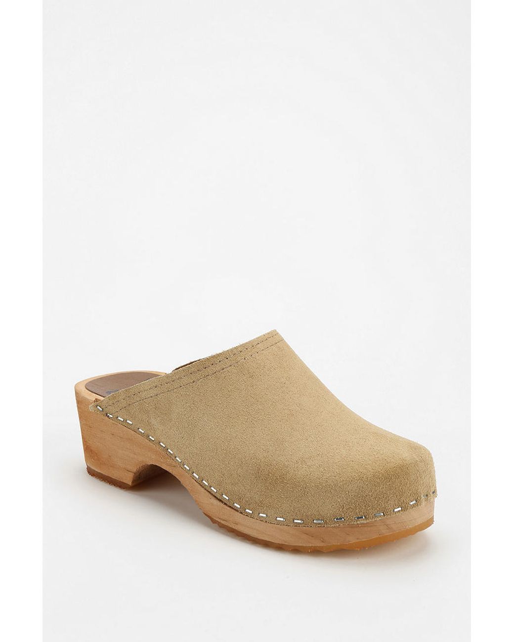 Urban Outfitters Olsson Suede Clog in Natural | Lyst