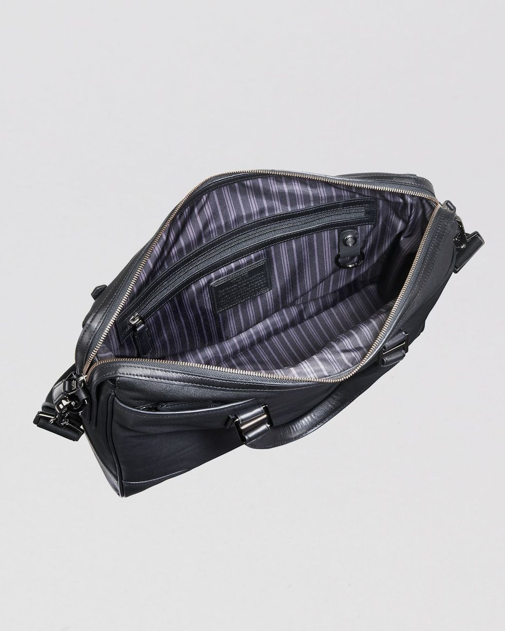tumi arrive beacon brief