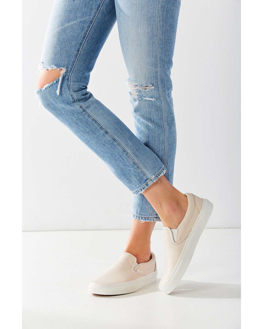 Vans slip store on cream white