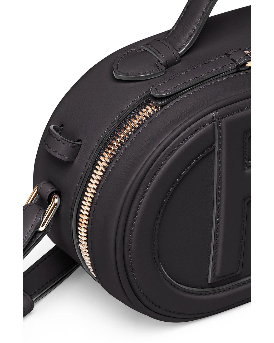 【FENDI】 O'Lock Mini Camera Case★関税送料込み Fendi O'lock Mini Camera Case in Black | Lyst