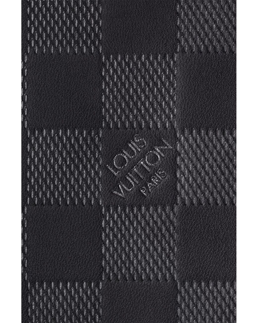 Louis Vuitton District Pm in Black