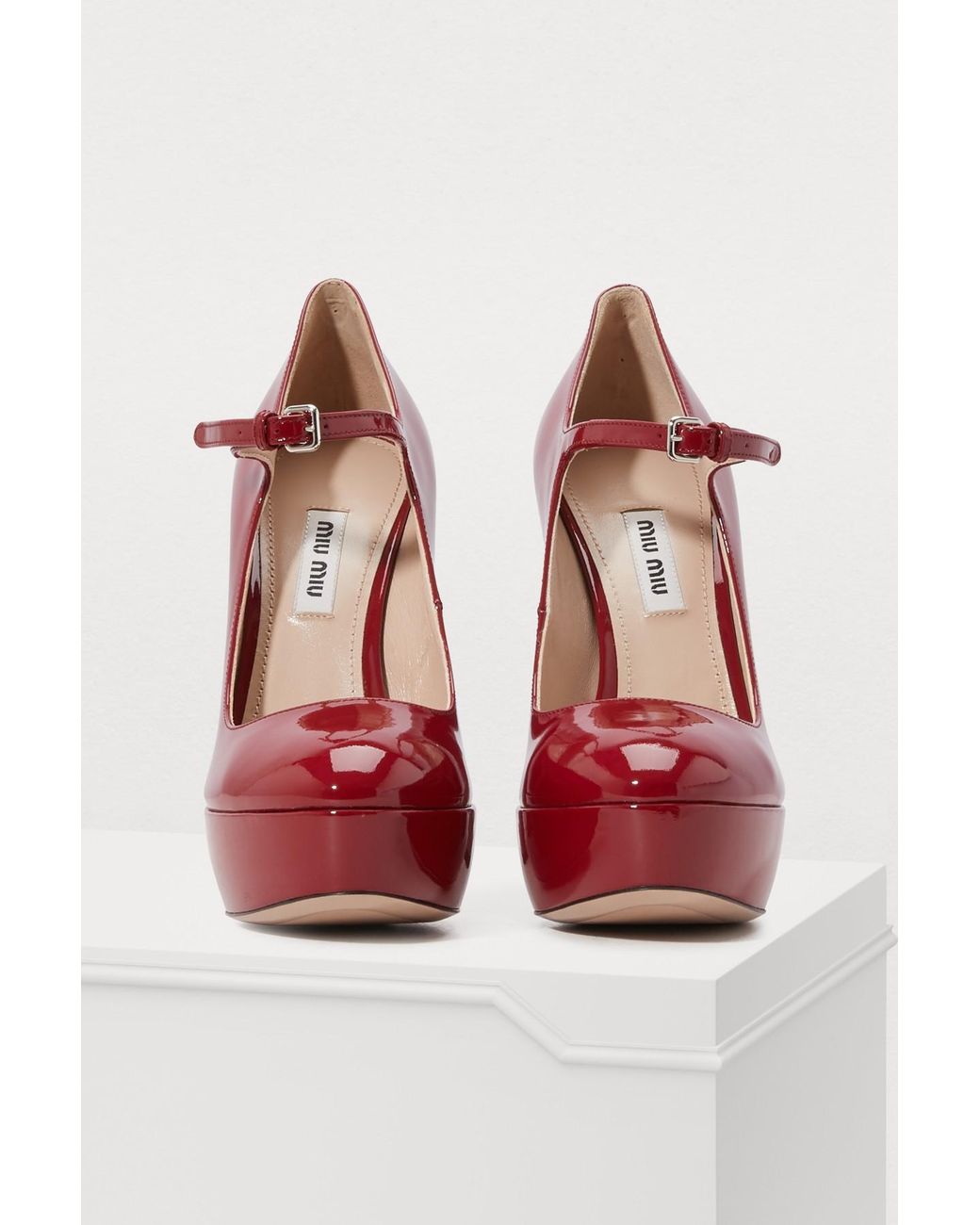 靴 miu miu mary jane patent flat shoes red Miu Miu Round Toe Flat Pumps Mary Jane Bijou Red Patent