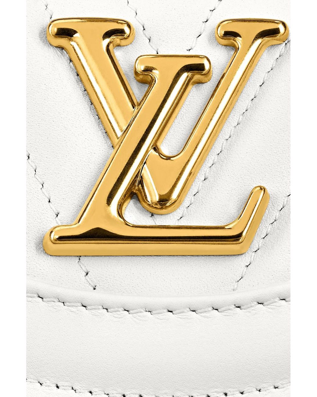 Shop Louis Vuitton 2019 SS Louis Vuitton New Wave Camera Bag by  CITYMONOSHOP