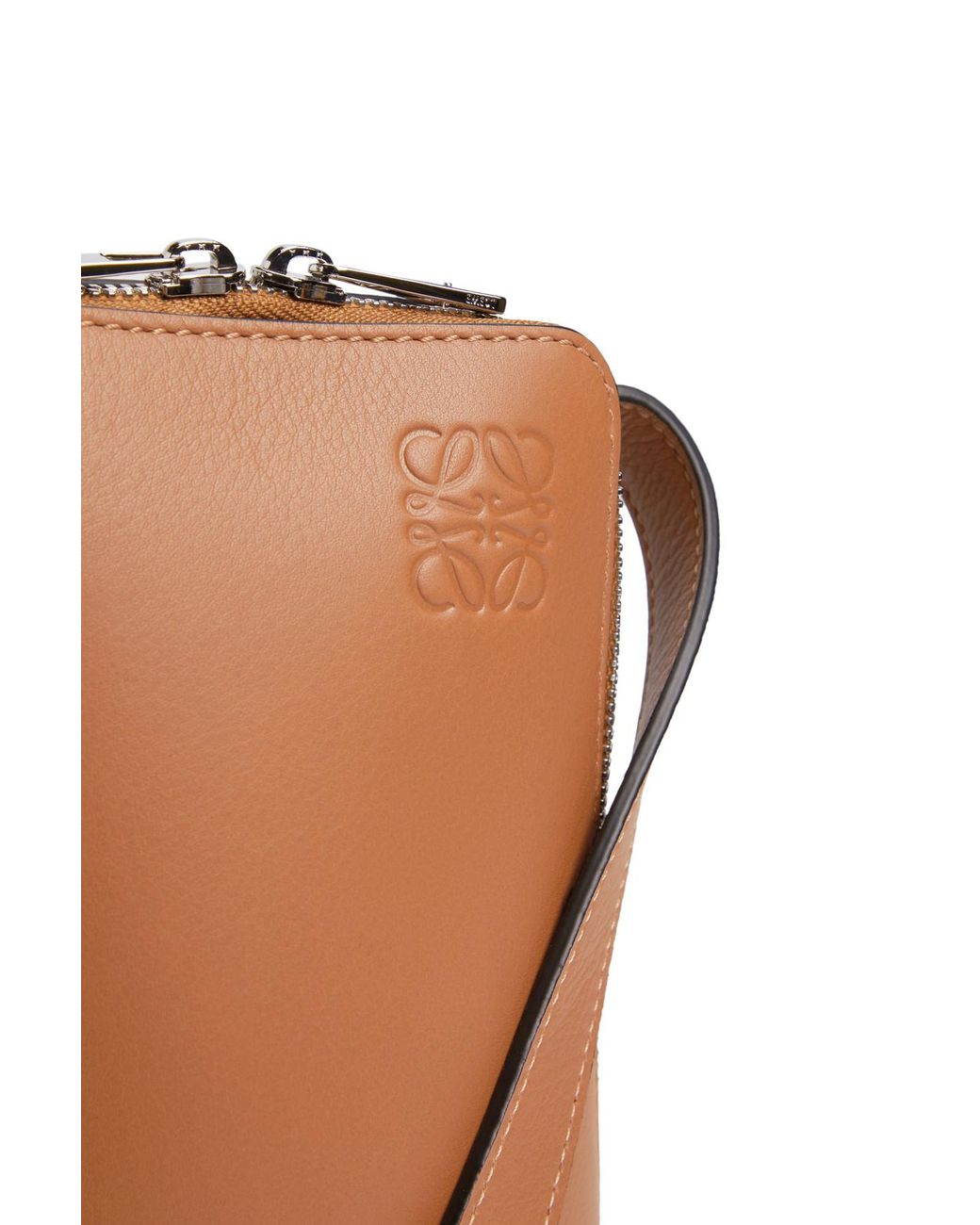 Loewe box hotsell bag
