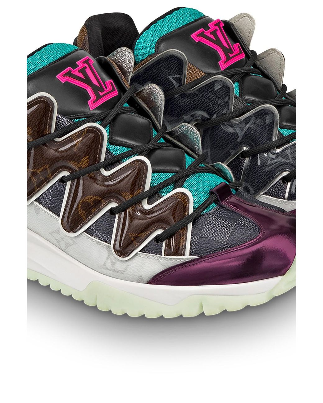 LOUIS VUITTON Metallic Calfskin Holographic Mens Zigzag Sneakers 8  Multicolor 870058
