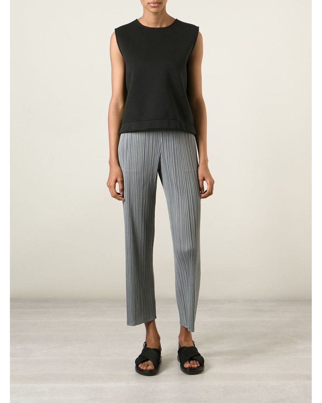 Pleats Please Issey Miyake Cropped Pleated Trousers in Gray