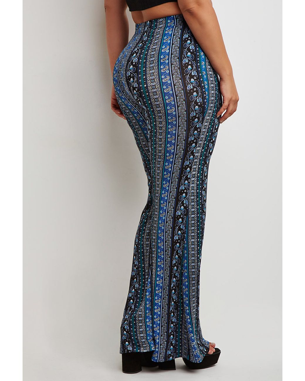 Plus Size Floral Paisley Flared Pants 