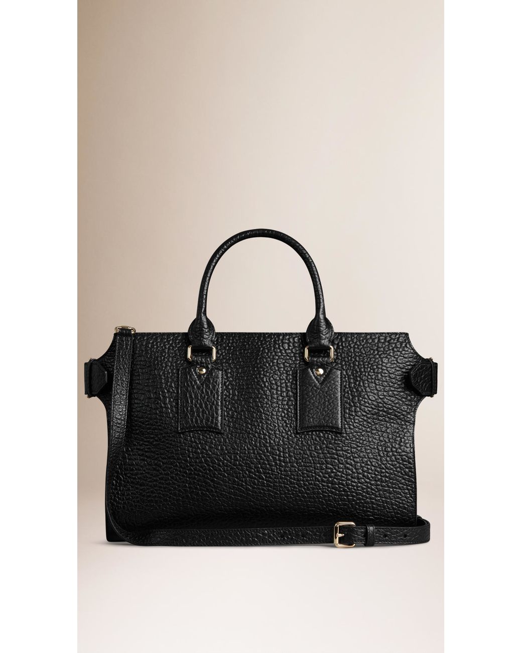 Burberry The Large Clifton Signature Grain Leather Bag in Black | Lyst UK