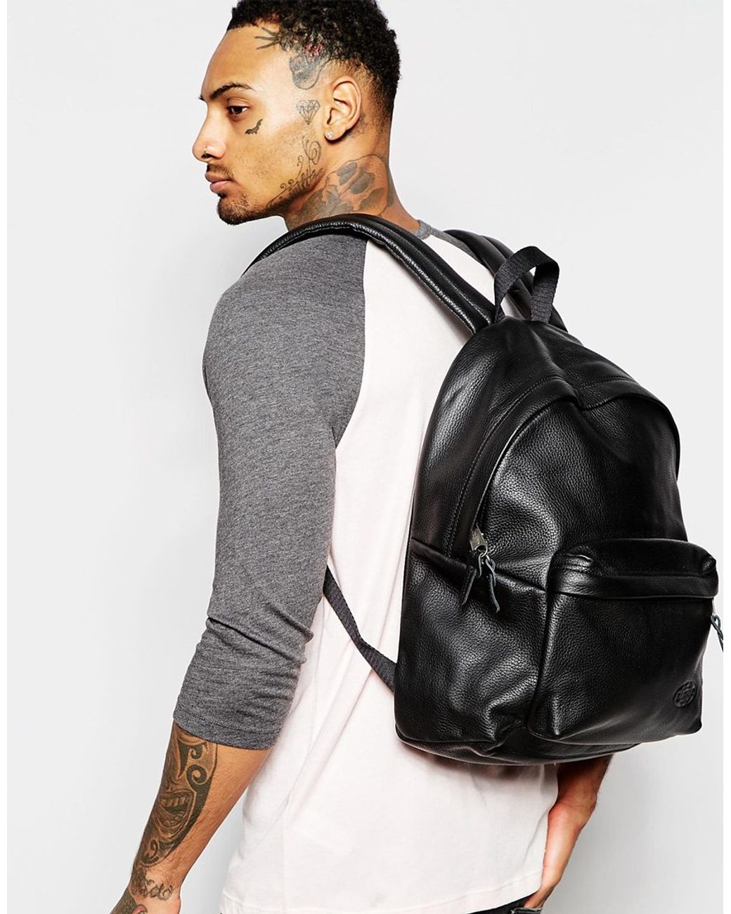 negatief koppel Commissie Eastpak Padded Pak'r Leather Backpack in Black for Men | Lyst