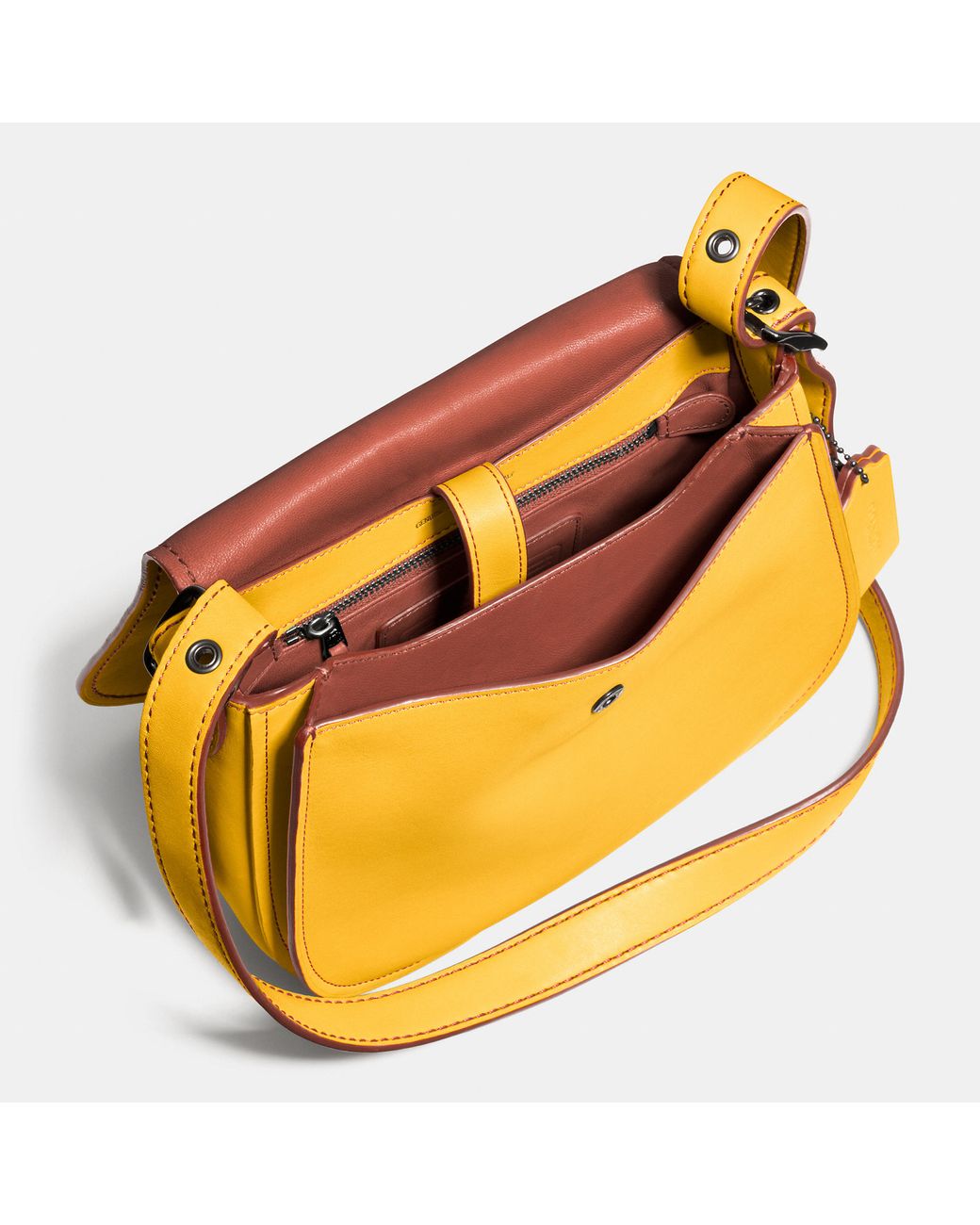 COACH Saddle Bag 23 In Glovetanned Leather in Yellow Lyst