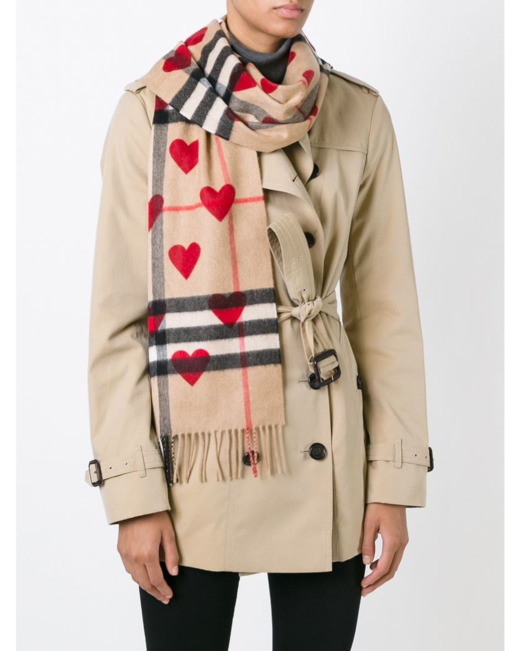 Burberry Heart Print Scarf in Natural | Lyst