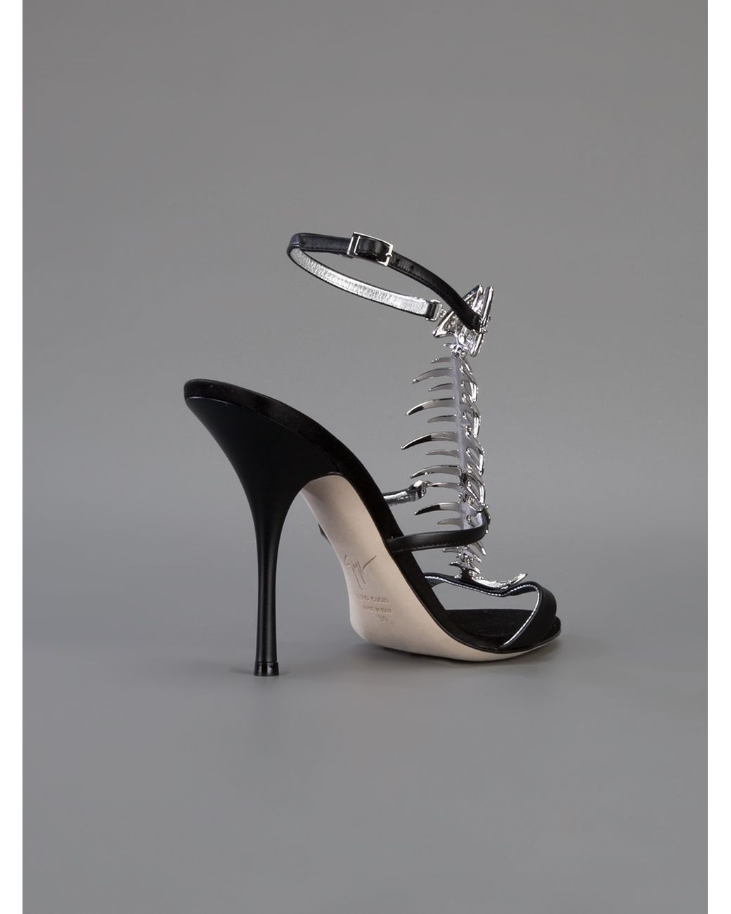 Giuseppe Zanotti Fish Bone Sandal in Black | Lyst