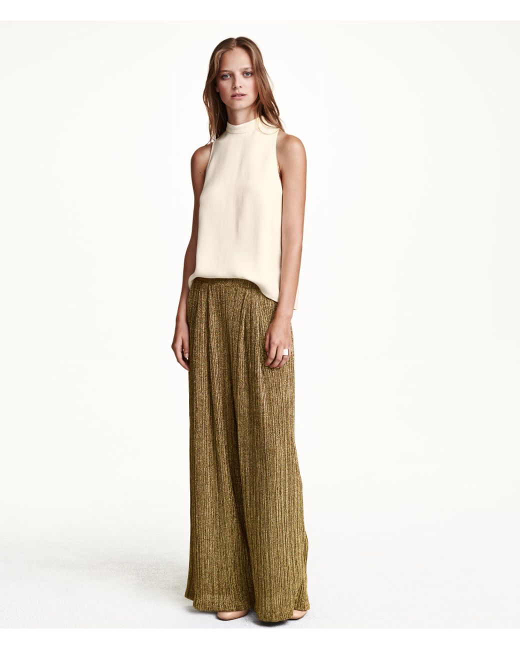 H\u0026M Pleated Trousers in Gold (Metallic 