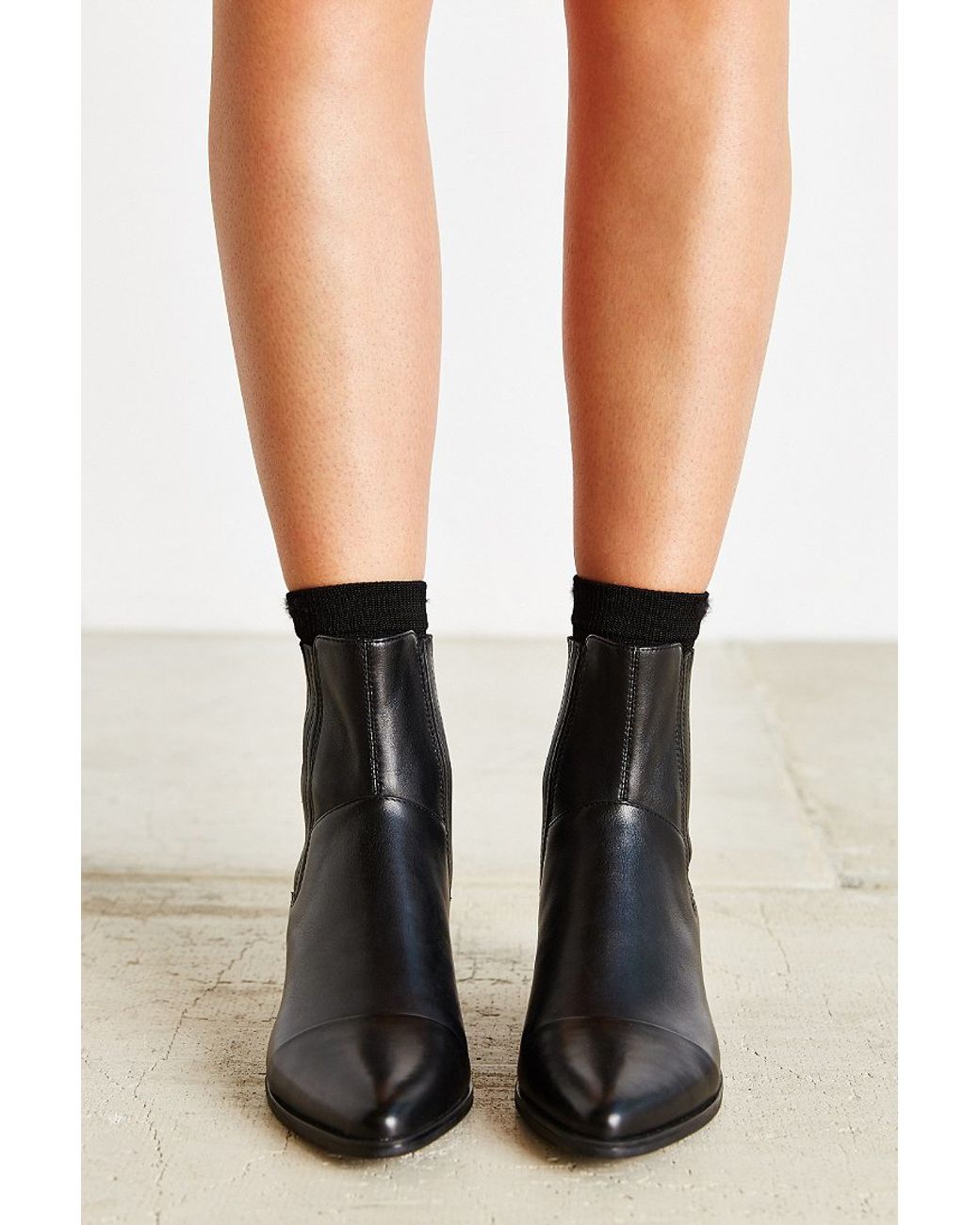 Vagabond Shoemakers Marja Pointy Toe Chelsea Boot in Black | Lyst