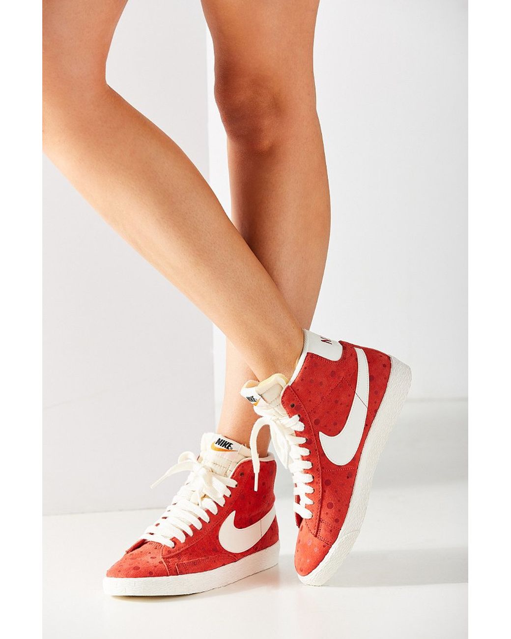 Nike Women's Blazer Mid Suede Vintage Sneaker in Pink | Lyst