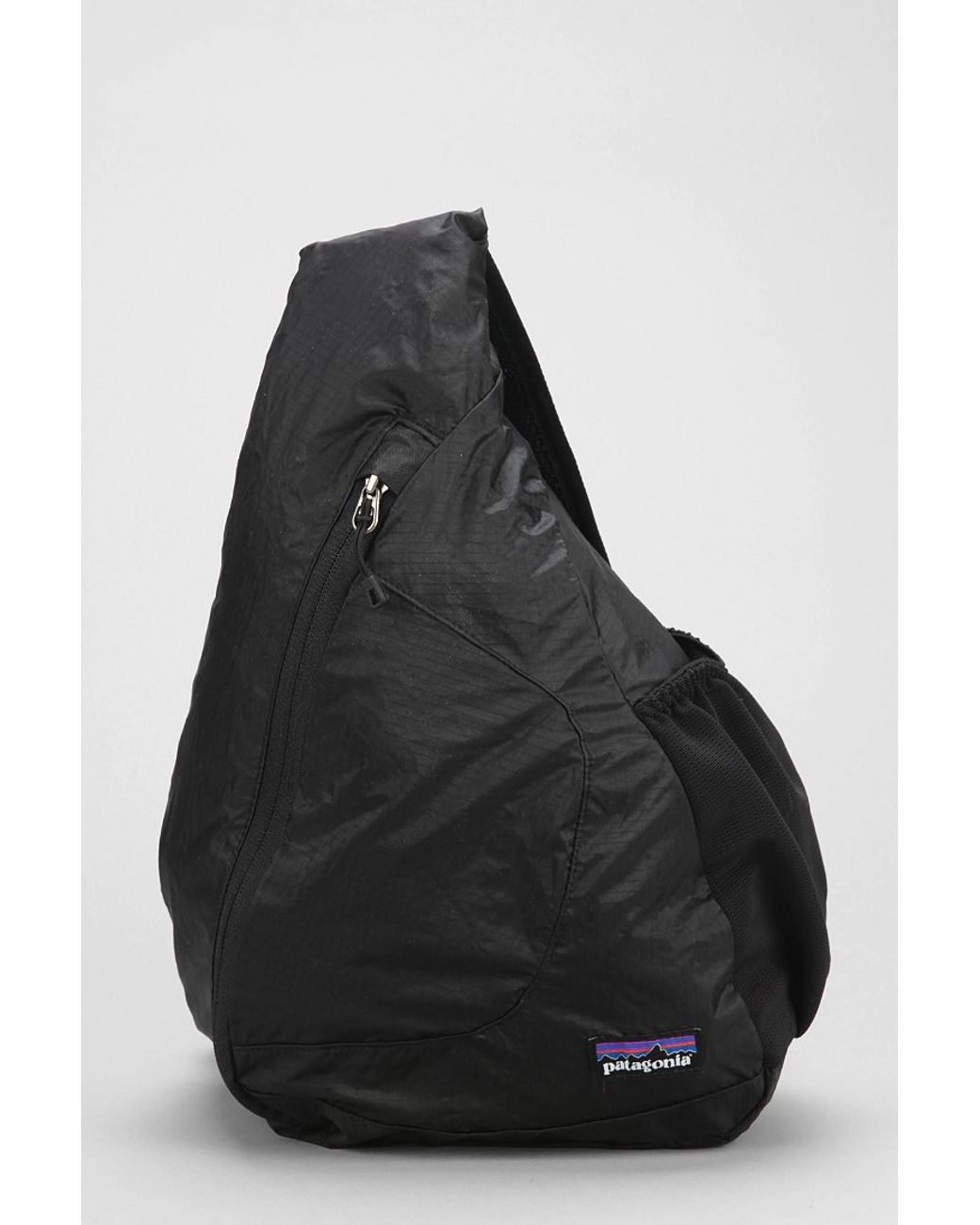 Patagonia Lightweight Travel Sling Backpack in Black for Men Lyst