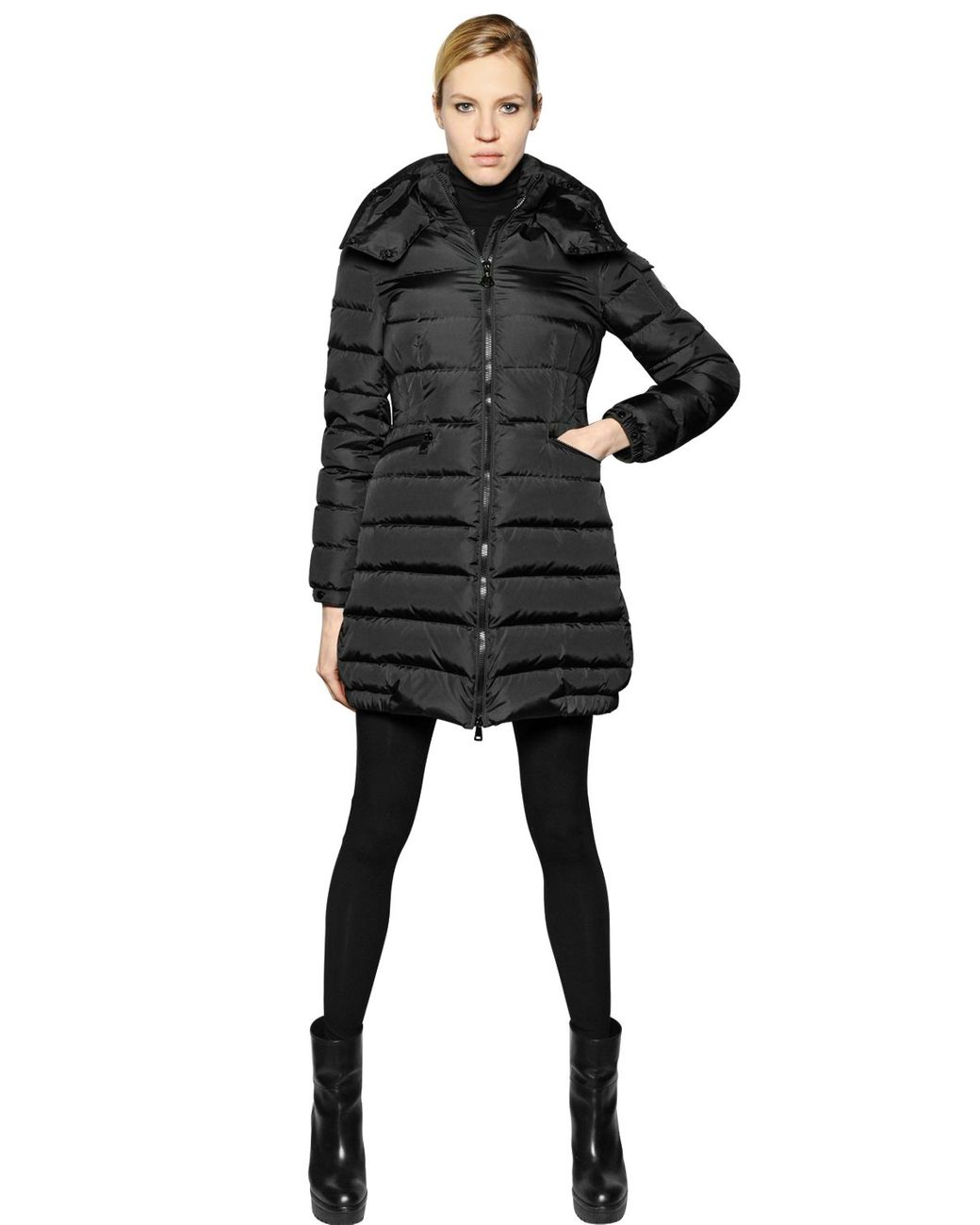 moncler logo puffer