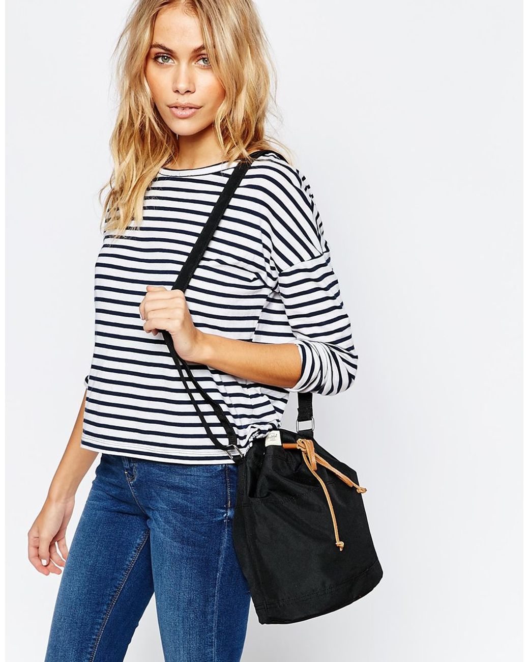 Herschel clearance bucket bag