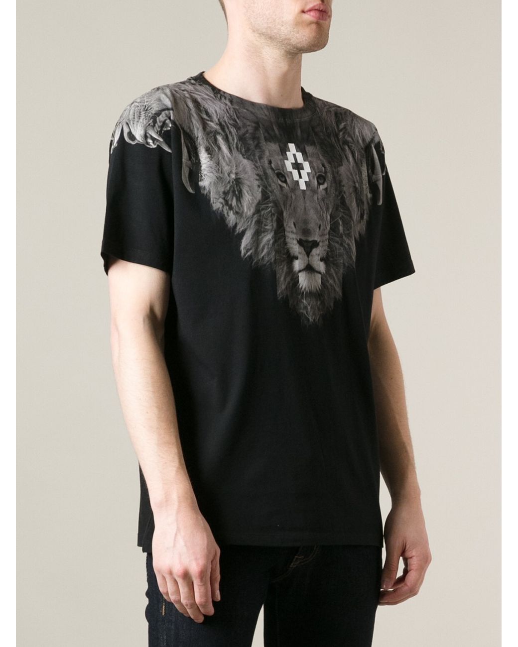 sædvanligt Kunstneriske Besættelse Marcelo Burlon Lion Print Tshirt in Black for Men | Lyst UK