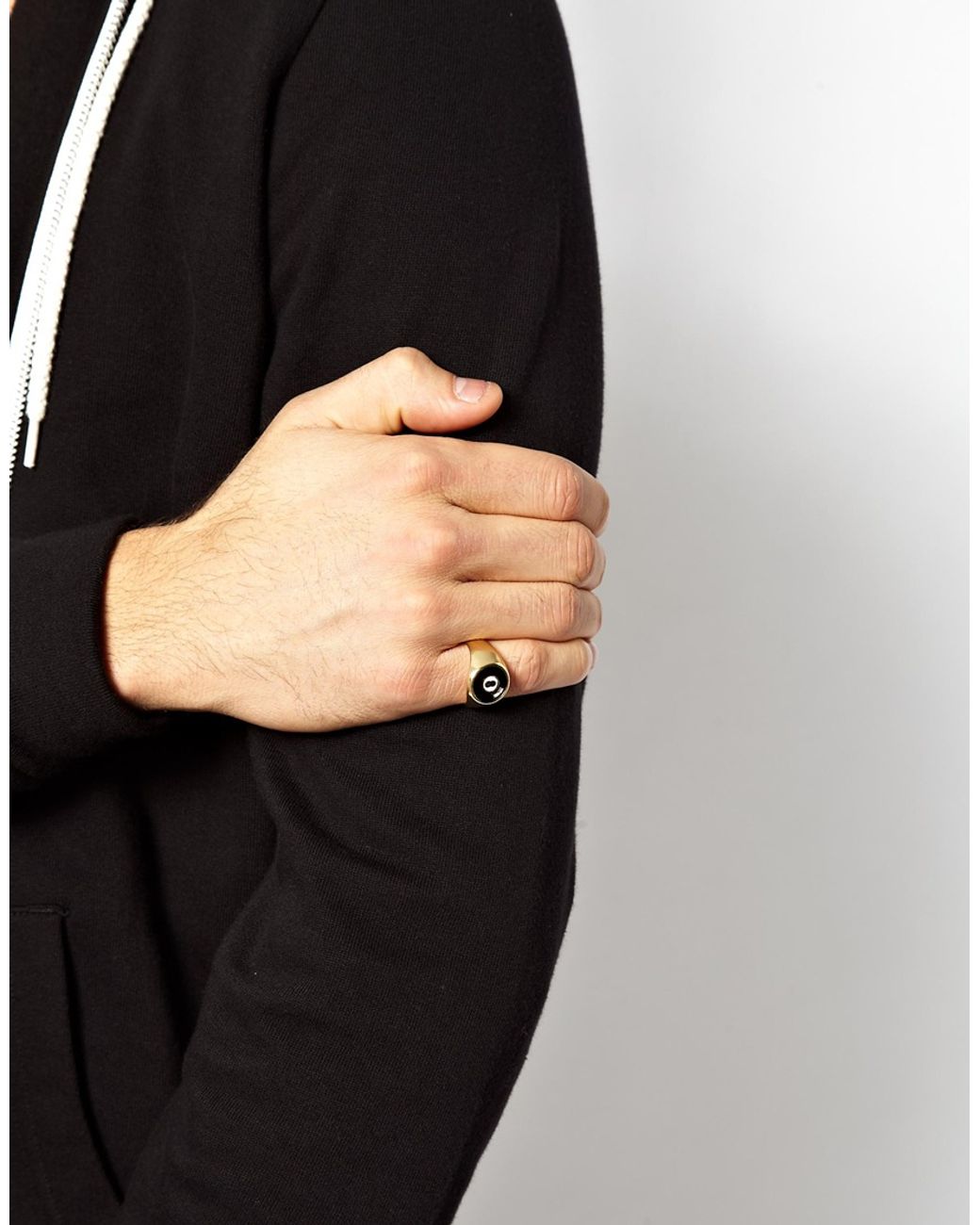 Eight ball ring top