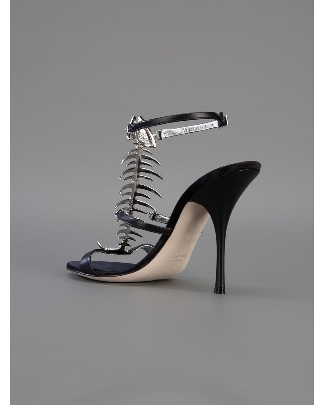 Giuseppe Zanotti Fish Bone Sandal in Black | Lyst