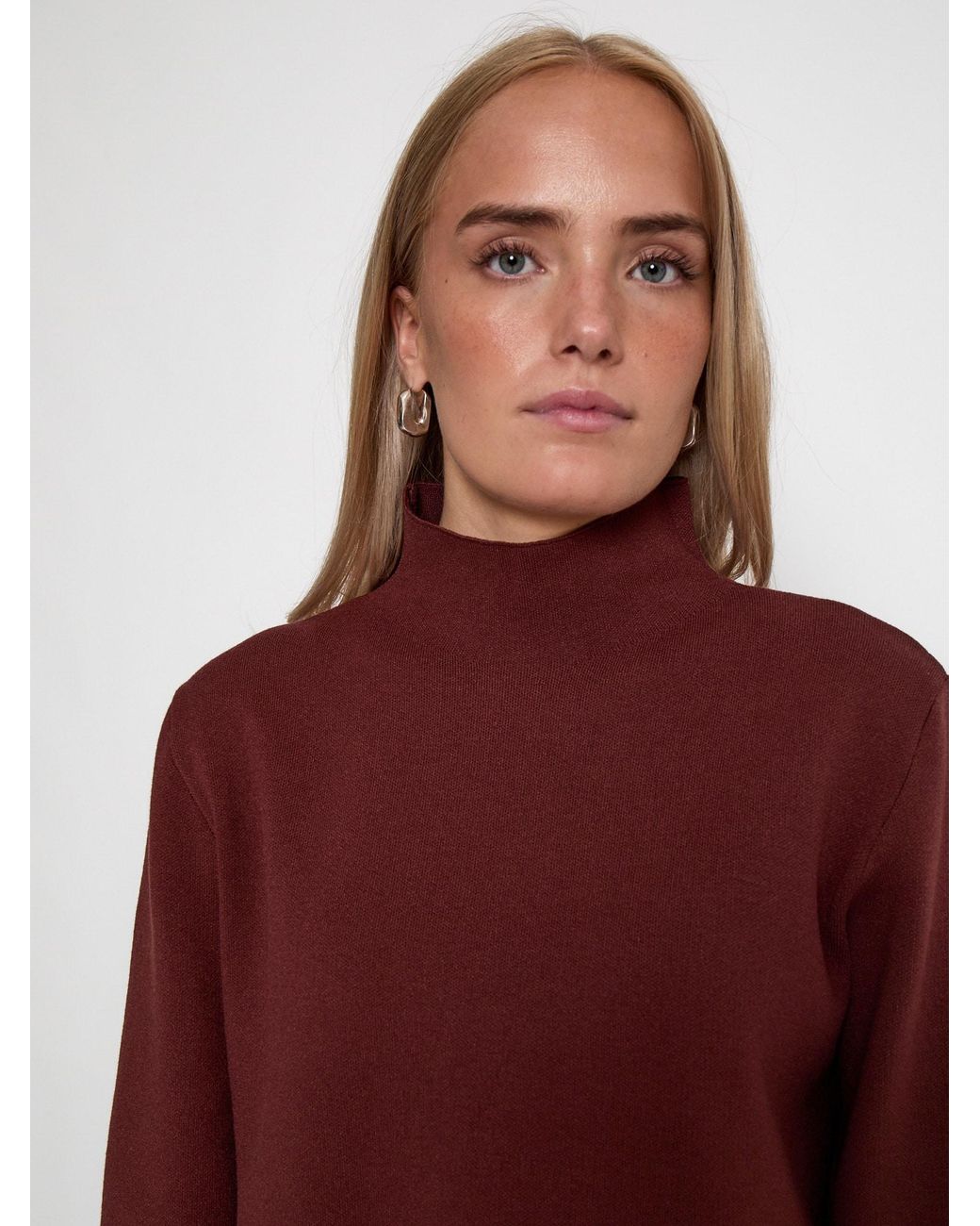 Minus Purple Pullover Lupi