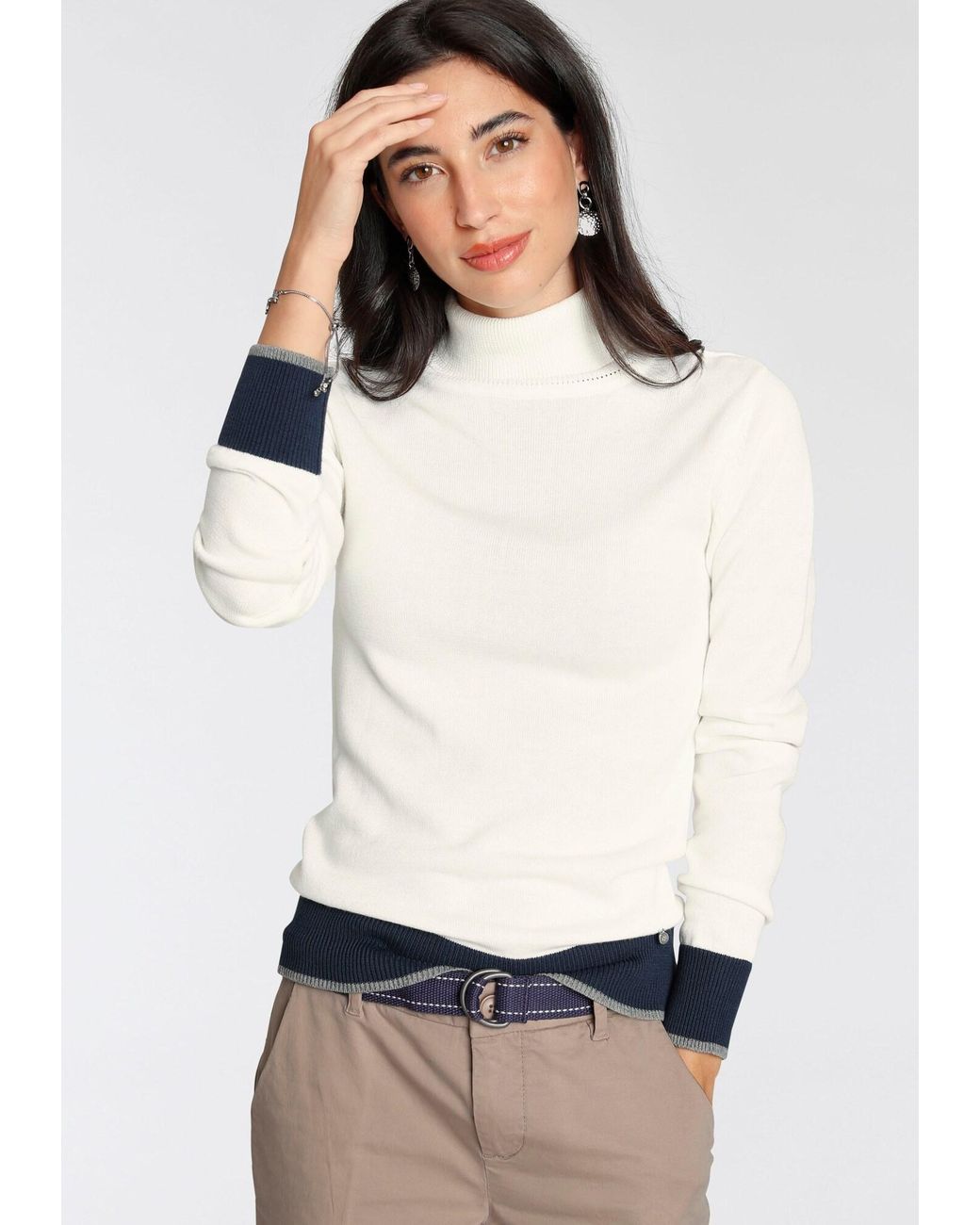 AJC White Pullover
