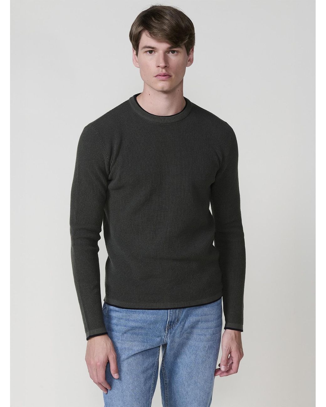Koröshi Black Pullover