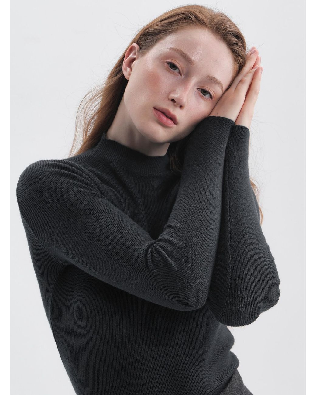 TorWeit Black Pullover Winter Layer Top