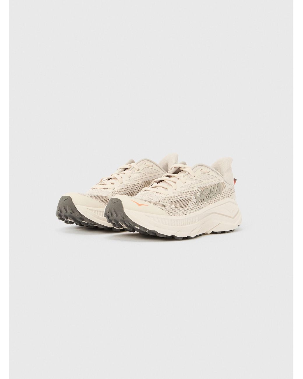 Hoka One One White Laufschuh Challenger 8