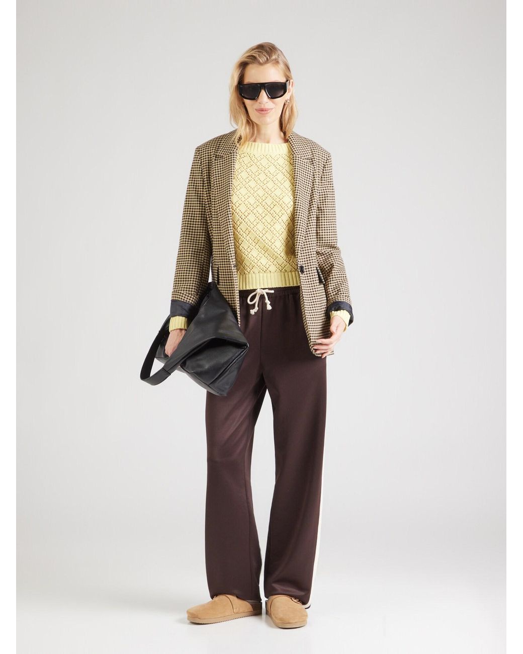 Studio Select Yellow Pullover Celia