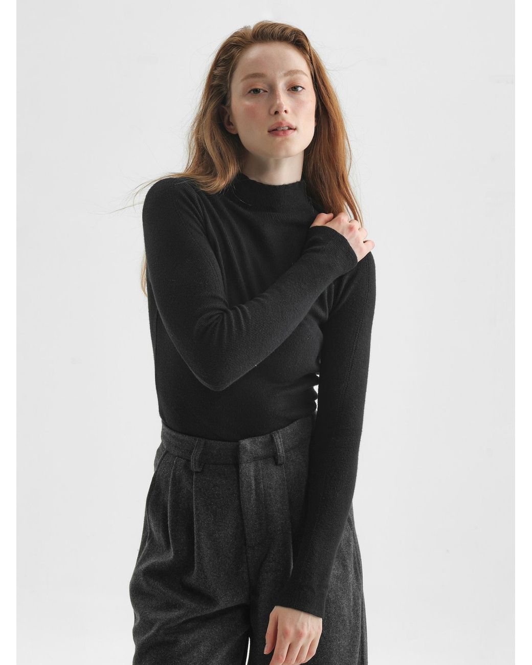 TorWeit Black Pullover Winter Layer Top