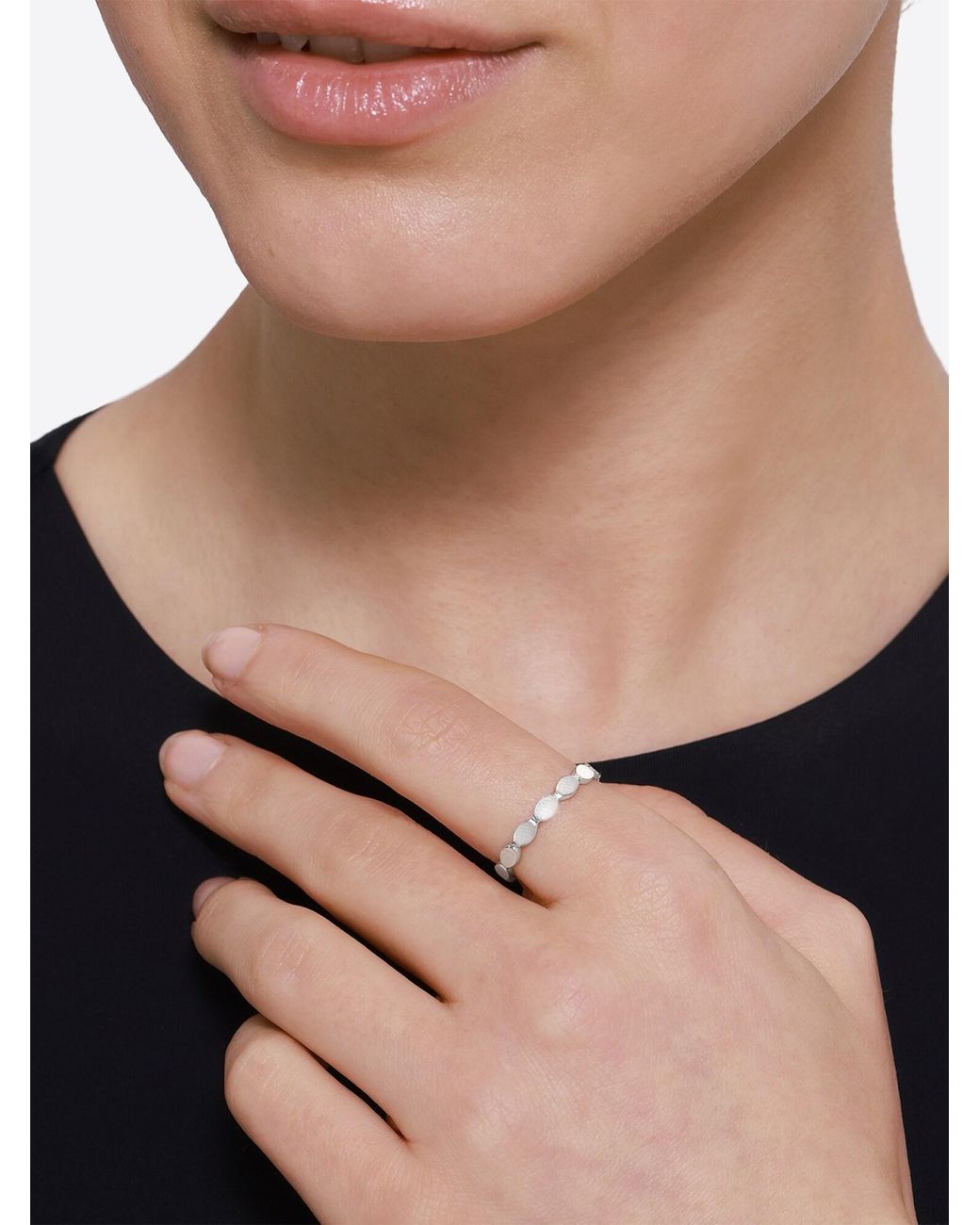 Heideman White Ring Numis