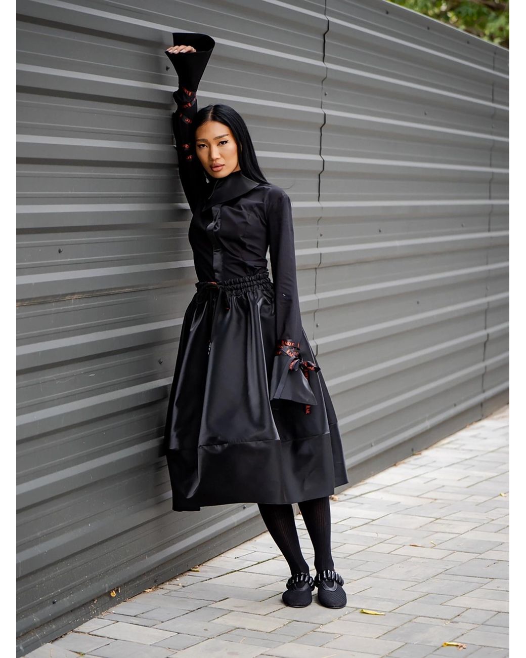 Unique Black Rock Taffeta Balloon Skirt